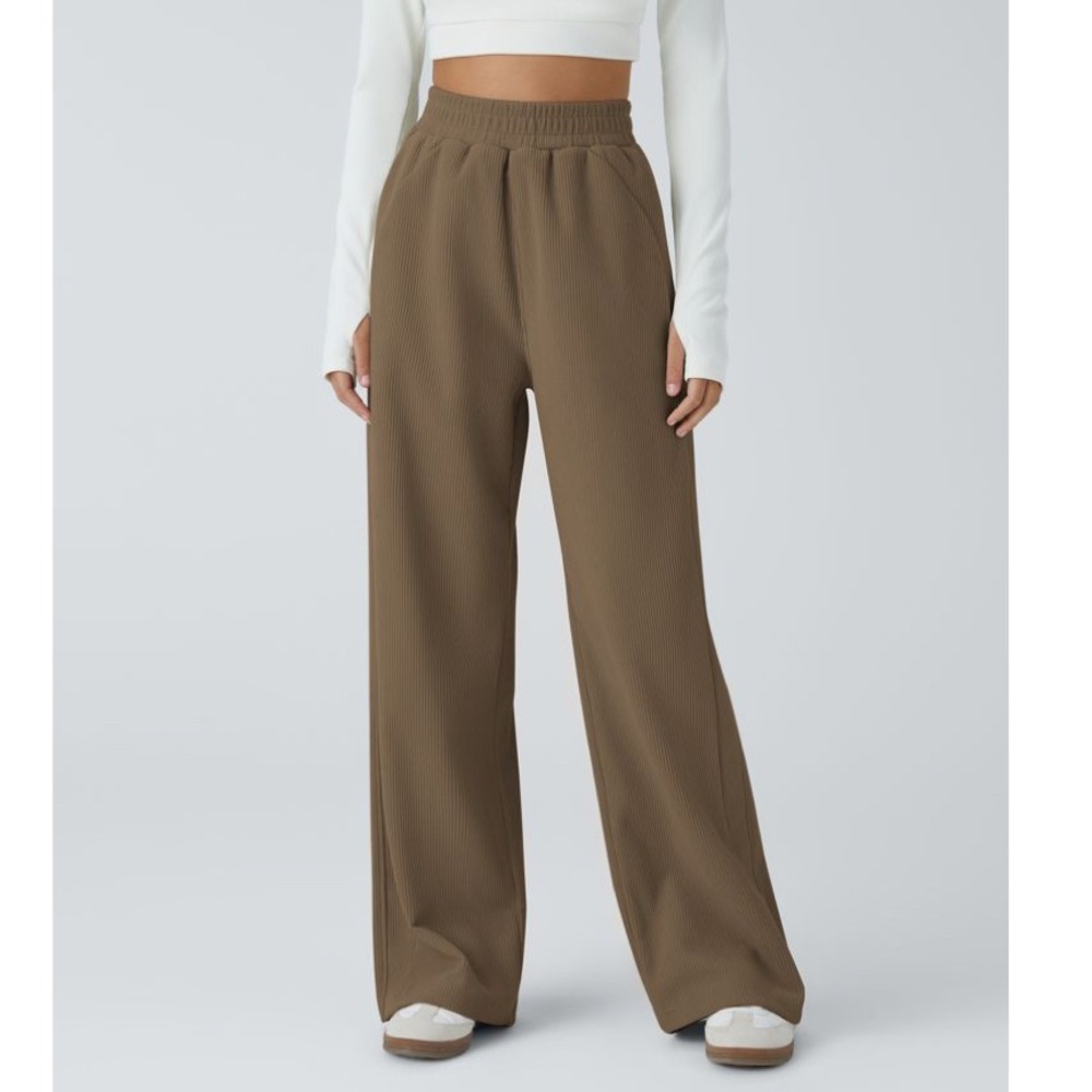 NWT Halara High Waisted Pocket Straight Relaxed  Leg Corduroy Casual Pants Small